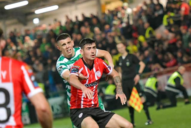 Former Derry City striker Cian Kavanagh has joined rivals St Pat's.