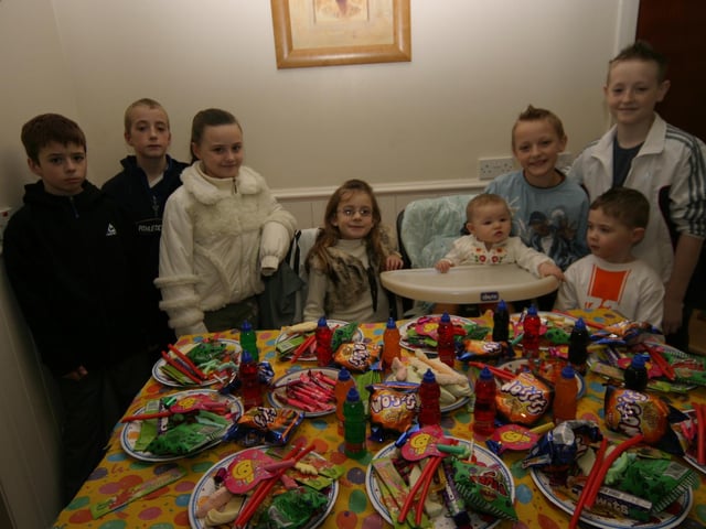 Party in full swing as Nicole celebrates her 1st birthday. 0014/JML