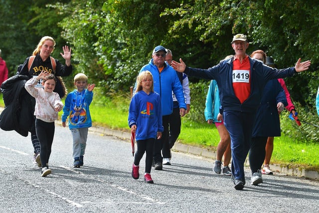 Families taking part in the Eglinton Runners charity 5K race  and walk, in aid of the Rainbow Centre and the Men's Shed Eglinton, at Campsie on Sunday morning. Photo: George Sweeney. DER2331GS - 04