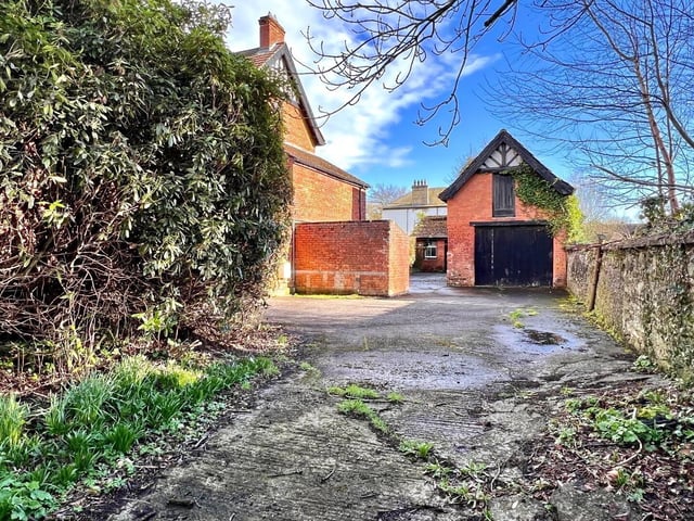 'Magnificent' period home on the market in Derry