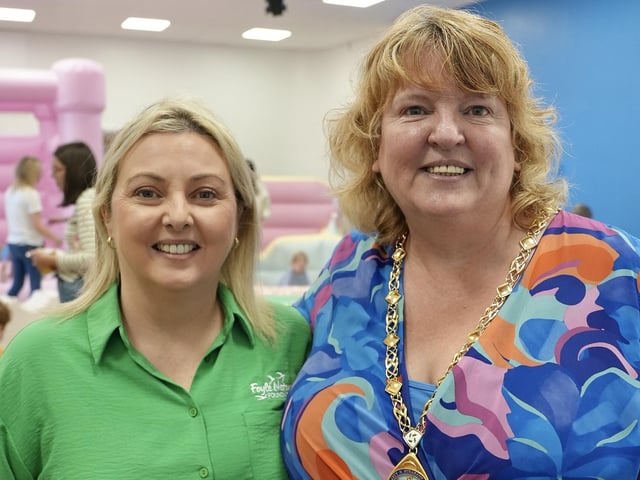 The Waterside Baby Hub Funday, organised by Foyle Network Foundation, was held this week in Irish Street Community Centre and brought local families together for a great morning of soft play, food and fun.
