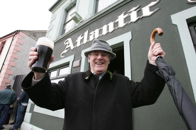 Tonny Tinney Doherty, from Clonbeg, Buncrana. (1803C48) : St Patrick's Day Buncrana 2005.