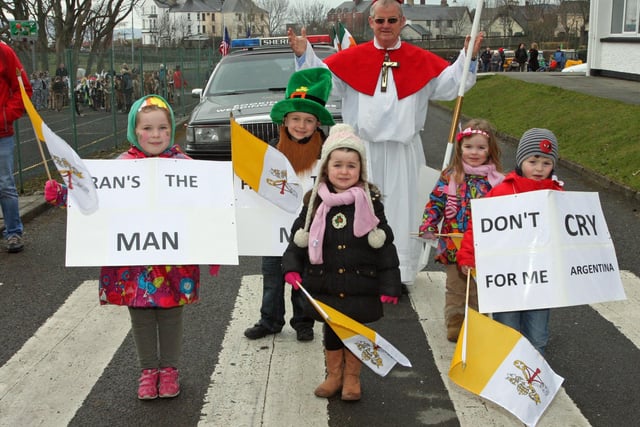 Pope Francis (aka Francis Crawford) pictured with some of his flock (the McColgans from Muff/Buncrana) get ready for the start of Buncrana's St. Patrick's Day festivities. 1903JM15