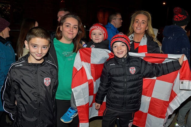 Derry City fans gather at the Guildhall on Monday evening to welcome home FAI Cup winners Photo: George Sweeney.  DER2244GS – 060