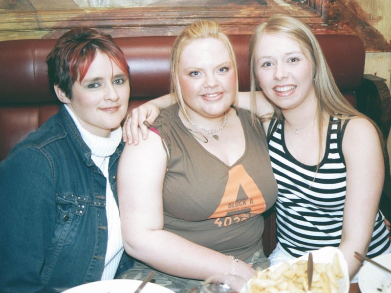 Lucia Martin, Zara Ferguson and Laura D'Arcy pose for the Foyle News at the Bowling Alley. 010503HG6