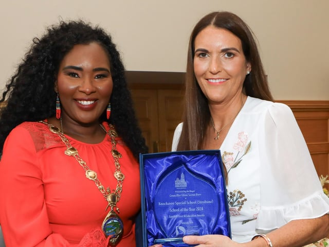 Mayor of Derry City and Strabane District Council, Councillor Lilian Barr, makes a presentation to Ann-Marie McShane "Families First NI Education Award Best Support Staff 2024" at a reception for Knockavoe School held in the Mayor's Parlour. (Photo - Tom Heaney, nwpresspics)