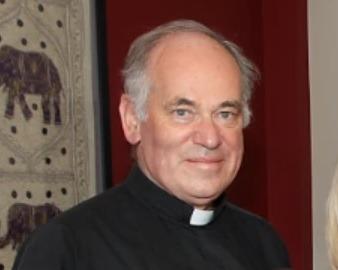 Deep sadness at passing of beloved priest and Derry Feis chair Fr Kevin Mullan - Vimarsana News
