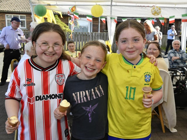 Sarah, Kaylaa and Hollie were at the Annual Farland Way Hazelbank Big Lunch. Photo: George Sweeney