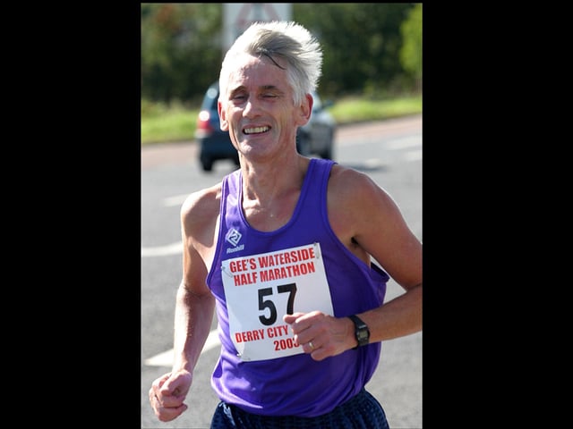 Gerald McLaughlin at the halfway stage of the half-marathon. (1609T36).:.