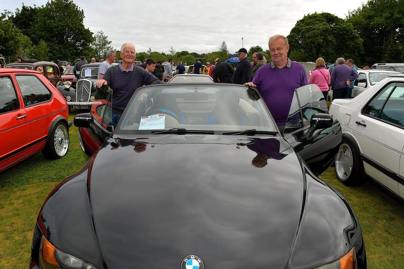 Alan Campbell and Ivor Lyle, from the Eglinton Classic Club, pictured beside Alan’s 1997 Z3 BMW at the Muff Vintage Show held in the Community Park on Sunday. Photo: George Sweeney.  DER2321GS – 15  