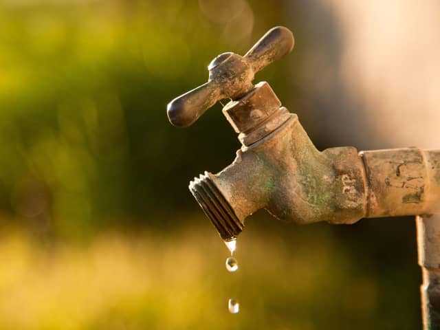 People in the Laggan – immediately to the south west of Derry city – are ‘getting bog water, which is pure black’ due to inadequate water infrastructure, a Donegal senator has claimed.
