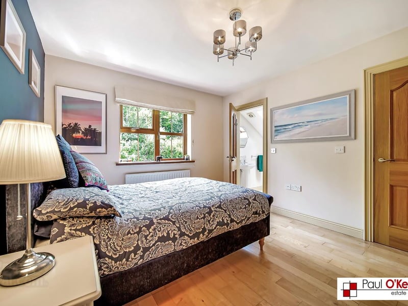 Stunning six bed, five bath property for sale in Victoria Gate