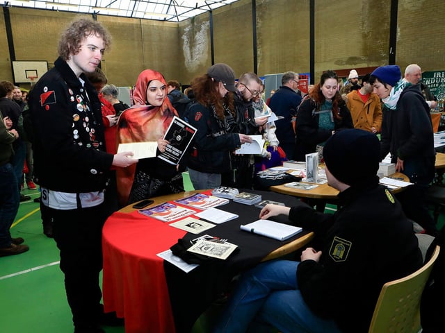 A very busy Derry Radical Book Fair held in Pilot's Row. (Photo - Tom Heaney, nwpresspics)