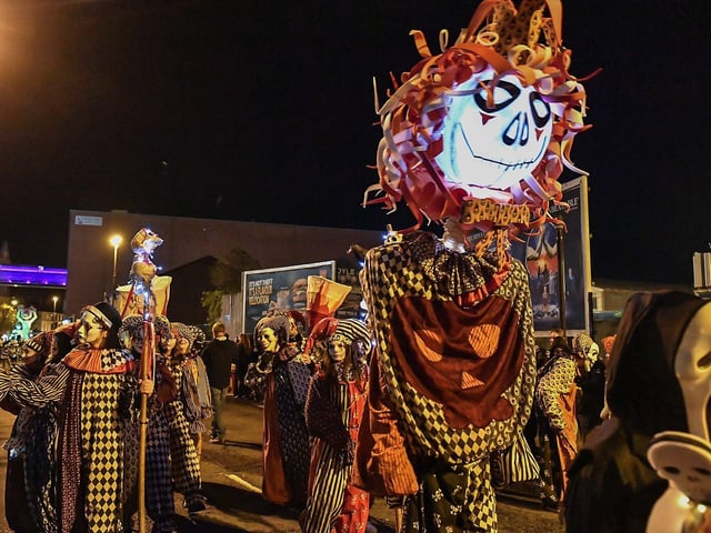 Derry’s ‘City of the Bones’ Halloween carnival parade makes its way along Strand Road on Friday evening.  Photo: George Sweeney