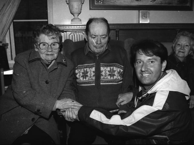 Daniel O'Donnell surprised residents of Edenballymore in February 1998.