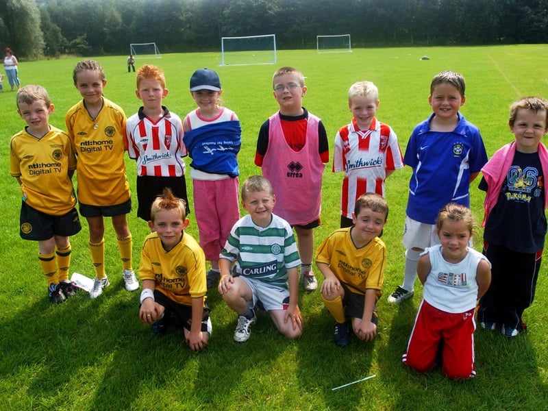 Derry youngsters enjoying summer in August 2003