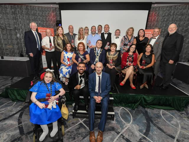 Derry Journal / BetMcLean People of the Year Awards 2025. Mayor Ruairi McHugh, Brendan McDaid, editor of the Derry Journal and host Micky Doherty pictured with Award Winners and sponsors at the Everglades Hotel. Photo: George Sweeney