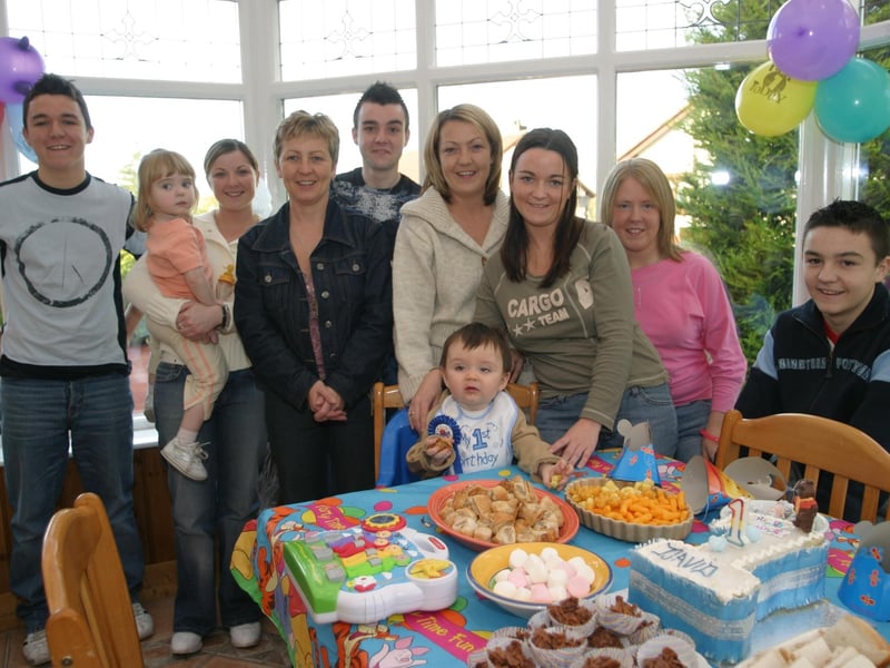 Derry parties in October 2003