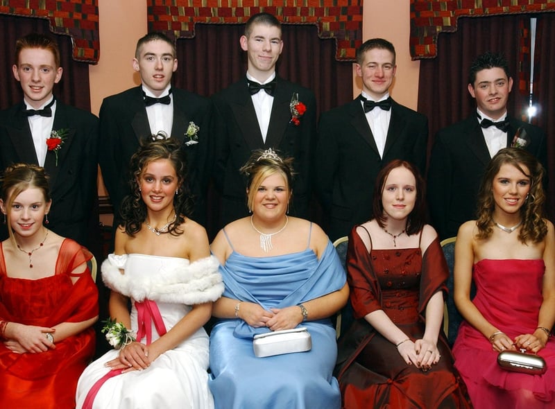 Seated, from left, are Maria Callaghan, Elizabeth O'Donnell, Lean O'Brien, Samantha Furey and Cheryl Rainey. Standing, from left, are Garry Hegarty,  Emmet Dunphy, Noel O'Donnell, Ronan McGrory and Dermot Quigley. (1401C04)