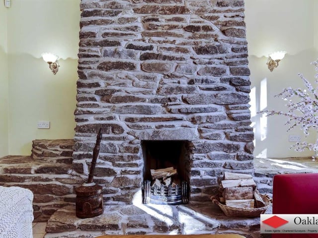 14 Temple Road in Derry is for sale. This stunning property is located beside Enagh Lough and features six beds and three baths.:Stunning property for sale in Derry.:Stunning property for sale in Derry.