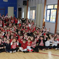 In photos: Derry City F.C players visit St Patrick's P.S