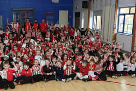 Derry City FC players players Michael Duffy, Brian Maher and Conal McDermott pre-Cup final visit St. Patrick’s PS, Pennyburn,  (Photo - Tom Heaney, nwpresspics)