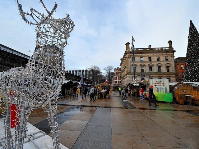 The Christmas Market in Guildhall Square. Photo: George Sweeney. DER2250GS – 57