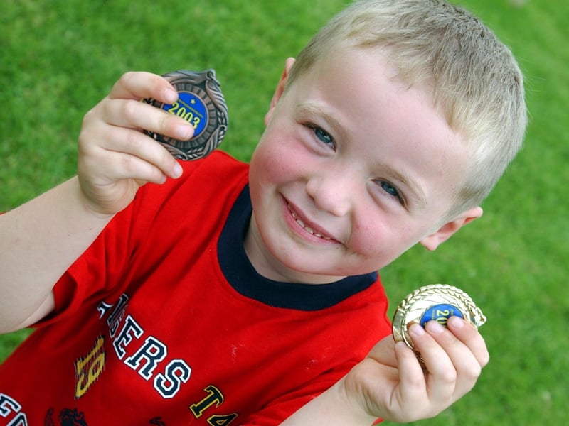 Derry youngsters enjoying summer in August 2003