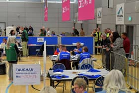 The election count has got under way at Foyle Arena in Derry this morning.