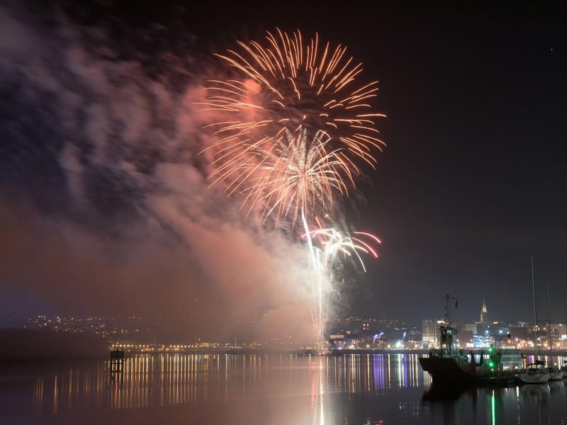 The fireworks finale display over the River Foyle will once again take place on Tuesday, October 31 at 8.30pm. Make sure to arrive early to secure a spot along the river to view the spectacle. Picture Martin McKeown. Inpresspics.com. 31.10.18