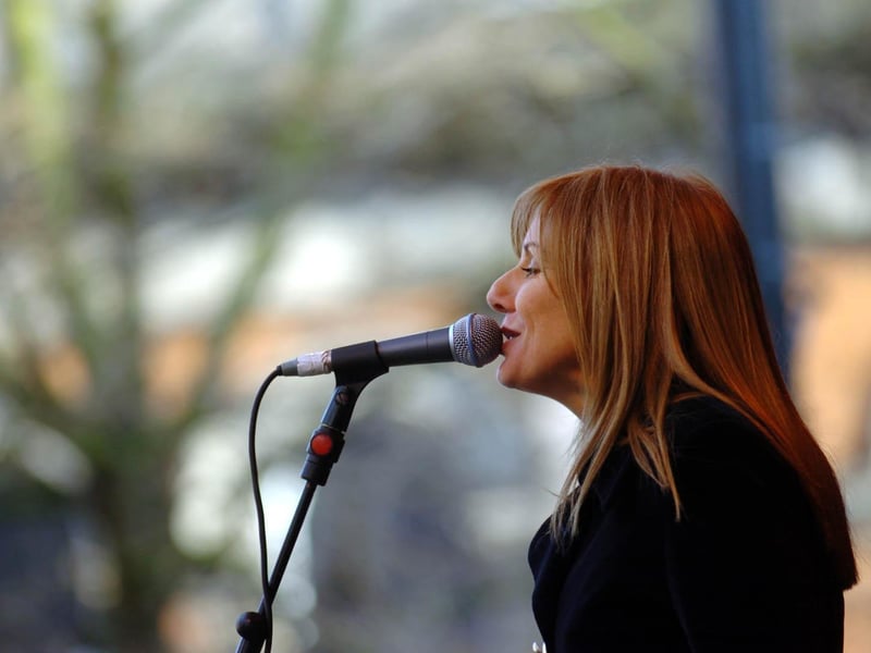 Frances Black entertains the crowds at Guildhall Square : St Patrick's Day in Derry in 2006.