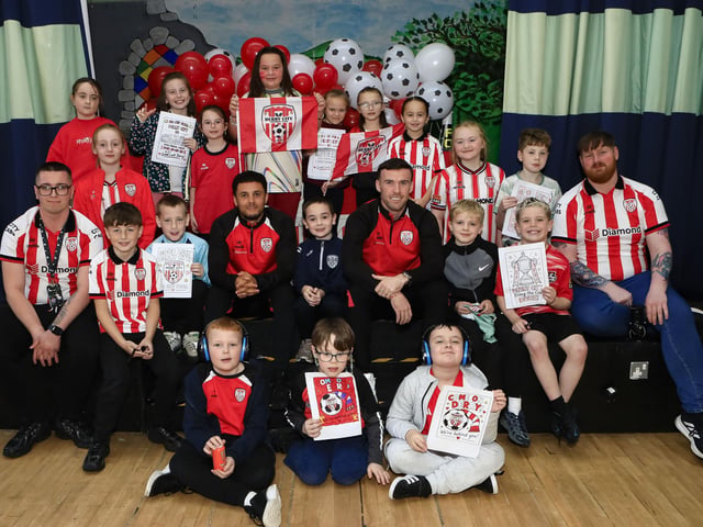 DCFC pre-Cup final visit to Longtower PS Patrick McClean and Tyler Smith.  (Photo - Tom Heaney, nwpresspics)