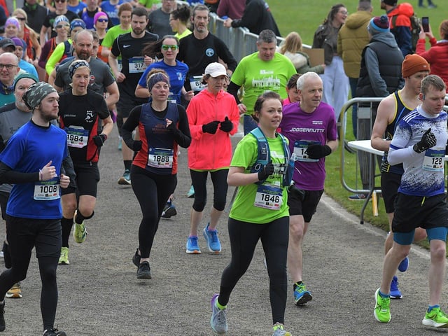 Runners set of in the Bentley Walled City 10 Miler on Saturday morning. Photo: George Sweeney