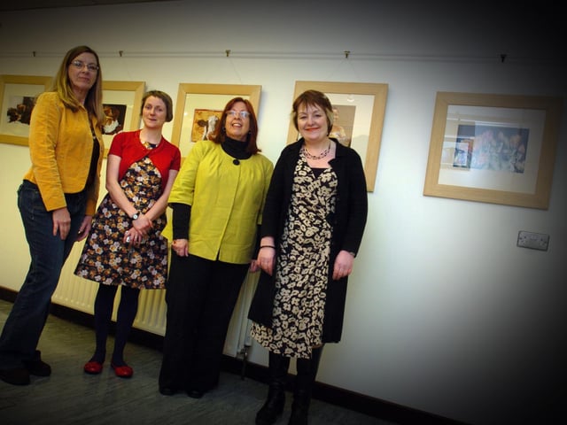 Mo Durkan, on right who opened the exhibtiion, Sibling Revelry, at the Eden Place Arts Centre with the artists, Peggy Sircy and Mary Kennedy, and Judy Logue, co-ordinator, 2nd from left. Absent from photo is exhibitior, Patrick Bowman. (2002SL02) Photo: Stephen Latimer.