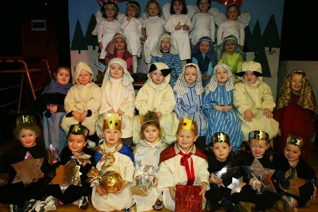Model PS nursery pupils who are appearing in the sshools nativity play (0912JB04):Derry nativities and Christmas shows from December 2003