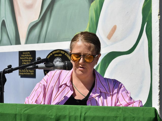 Caoimhe McBride reads the Proclamation at the 44th anniversary commemoration for IRA Volunteer George McBrearty held at the the Crann na Poblachta (Tree of the Republic) monument at Rinmore Drive in Creggan on Sunday afternoon. Photo: George Sweeney