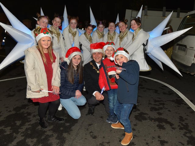 The ‘Stars’ from Studio 2 pictured with Mayor Alderman Graham Warke, Jessica, Caitlin, Ollie and Jamie at the Derry Christmas Lights parade. Photo: George Sweeney. DER2147GS – 011