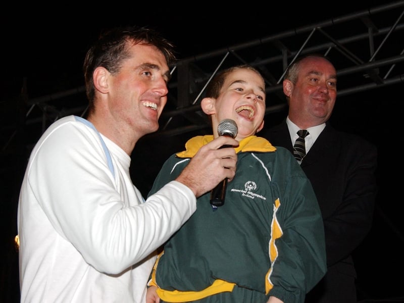 Derry's Christmas light switch-on in November 2003