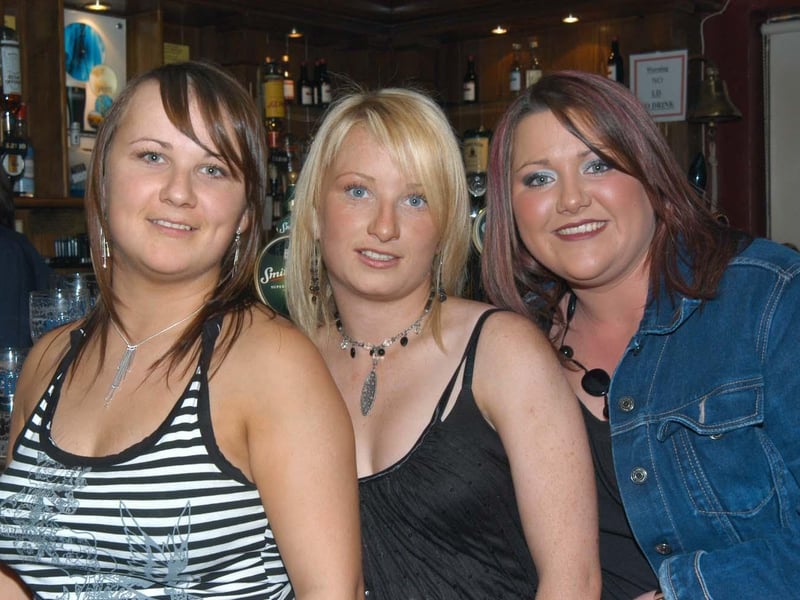 Elaine out to the pub with family and friends to celebrate her birthday.