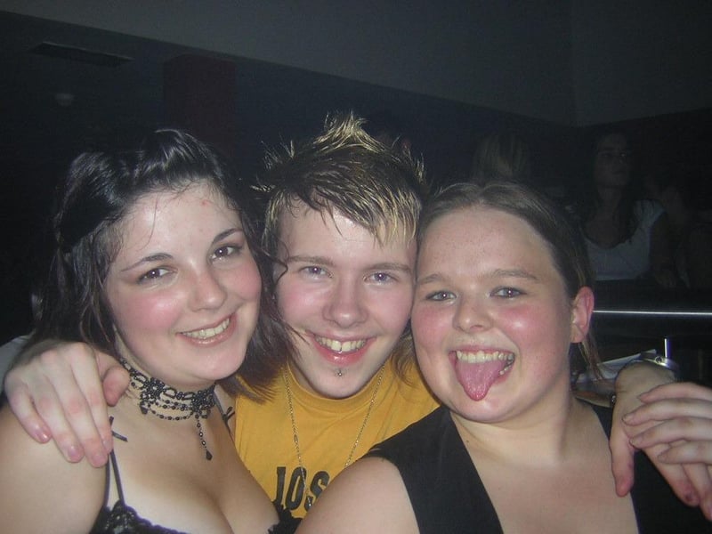 A night out in Derry bars in October 2005