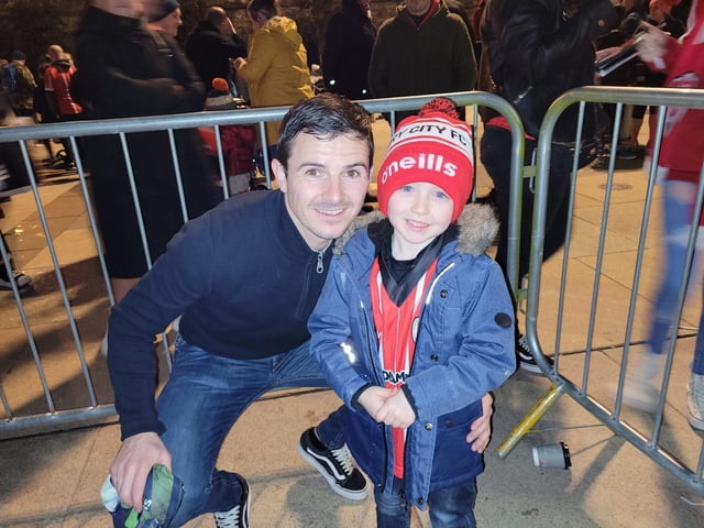 Derry City players' huge welcome home to the Guildhall Square after their FAI Cup Final win.