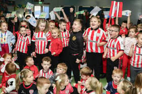 Derry City  players Gavin Whyte & Liam Boyce visiting Greenhaw PS in the run up to their IFA Cup final against Waterford. (Photo - Tom Heaney, nwpresspics) : .