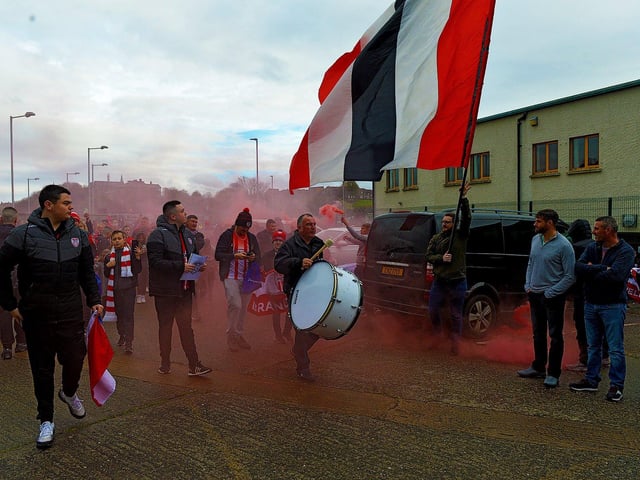 Fans gather at Brandywell Stadium on Saturday morning to give wish Derry City players and coaches good luck as they depart for Dublin ahead of tomorrow’s FAI Cup Final against Shelbourne. George Sweeney.  DER2244GS – 31