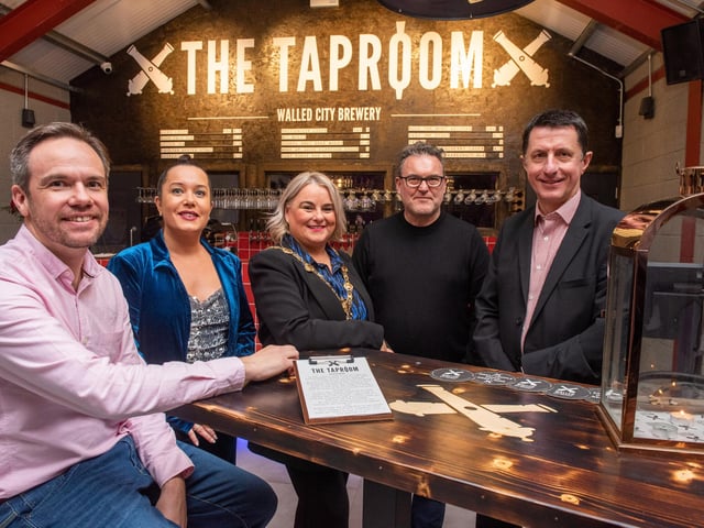 Derry City and Strabane District Council Mayor, Councillor Sandra Duffy with James and Louise Huey, owners of The Taproom at the Walled City Brewery with Kenny Farquharson, from the Times and Sunday Times and David Roberts, Director of Strategic Development at Tourism Northern Ireland. Picture Martin McKeown. 21.10.22