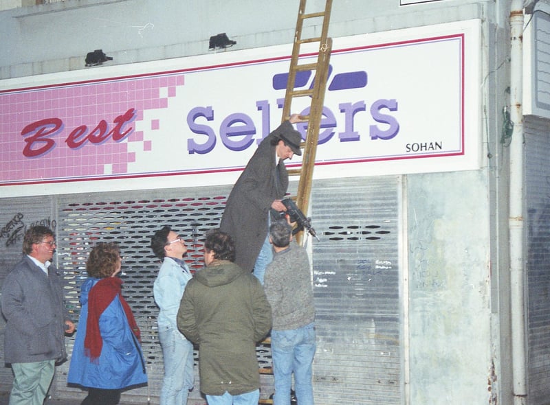 Signs being erected at Best Sellers.