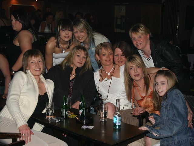Friends & Family. : Parties and celebrations in April 2005: Du Pont fundraising do for Meningitis Research.