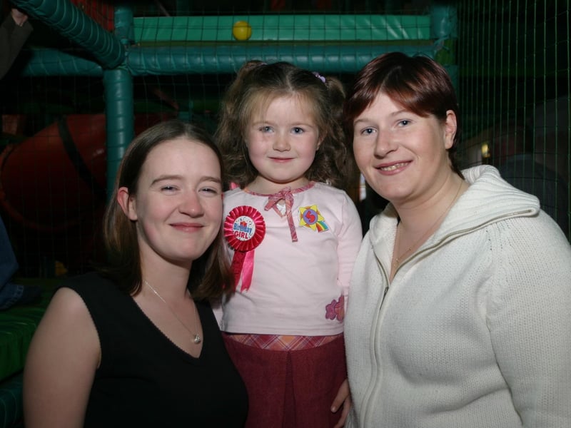 Derry parties in October 2003