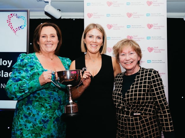 Hilary Curry Cup Award winners Yvonne Black and Sinead Molloy, Upper GO Cancer Nurse Specialists, NWCC, Altnagelvin Hospital.