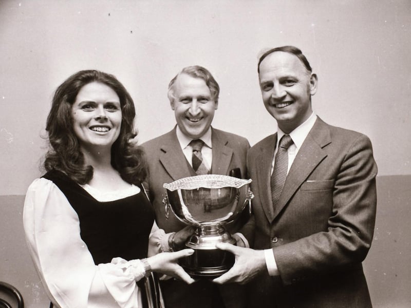 Una Ó Somacain receiving the B.C.A. Feis operatic solo Rose Bowl trophy, which was donated by Dana.