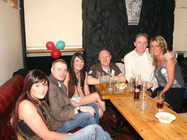 Gary Seymour pictured on his 40th Birthday in Masons having a good time at the party. 2234/dd : Parties and celebrations January 2006: G Seymour.